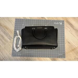 Michael Kors Selma Large Black Silver Hardware With Matching Wallet